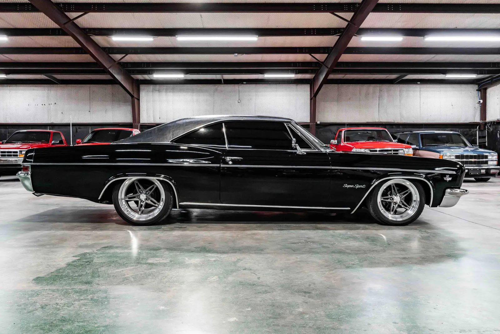 1966-Chevrolet Impala SS-Tuxedo Black-168376T161890-38.jpg